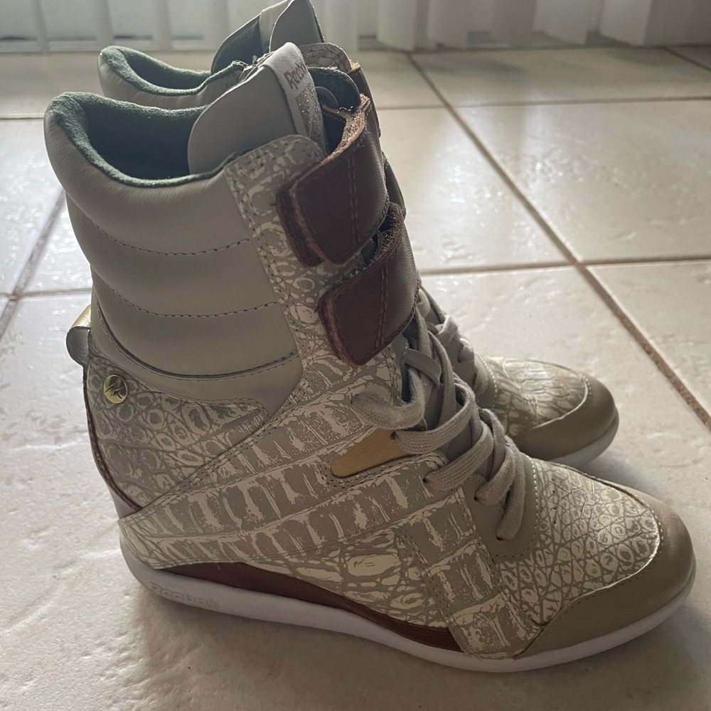 Reebok Alicia Keys High-Top Snake Skin Wedge Platform Sneakers Size 6.5